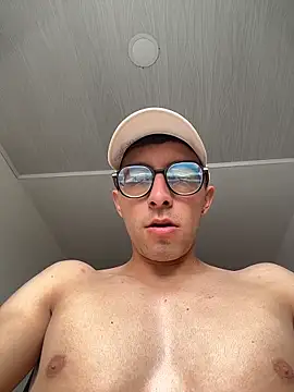 LeonBlazze online show from 9, 4, 2026