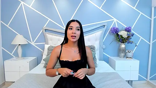 Snapshot of EmmaFosther chatting on 23, 6, 2026 EmmaFosther online show from 23, 6, 2026