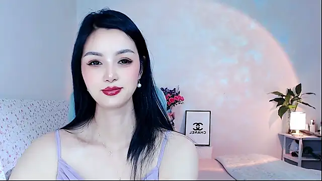 Evelyn-007 online show from 18, 4, 2026