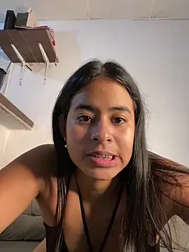 Snapshot of lucirganaxxx chatting on 5, 4, 2026 lucirganaxxx online show from 5, 4, 2026
