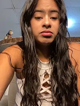 Snapshot of lucirganaxxx chatting on 18, 4, 2026 lucirganaxxx online show from 18, 4, 2026