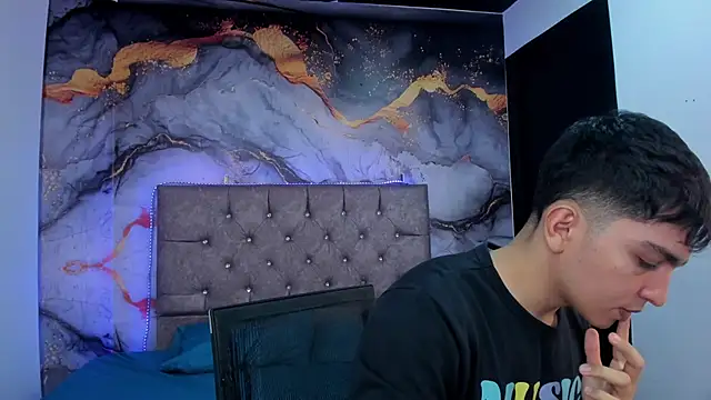 ZytherWolf online show from 17, 3, 2026