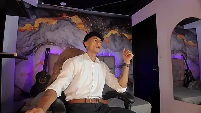 MaxiimoRomano  online show from 5, 5, 2026