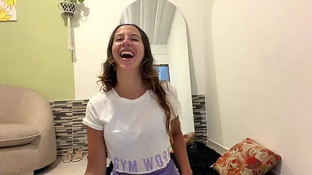 Snapshot of Julieta_Jol chatting on 13, 5, 2026 Julieta Jol online show from 13, 5, 2026