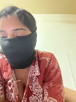 Snapshot of Surbhibaby chatting on 8, 5, 2026 Surbhibaby online show from 8, 5, 2026