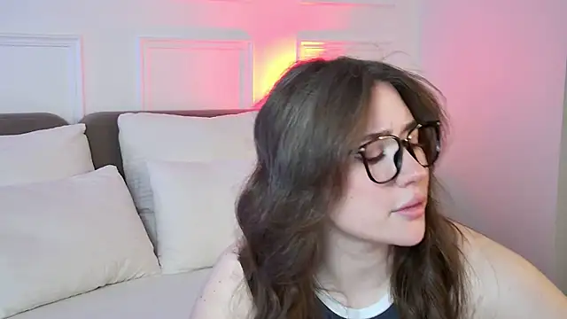 Snapshot of MeganStrane chatting on 14, 5, 2026 MeganStrane online show from 14, 5, 2026