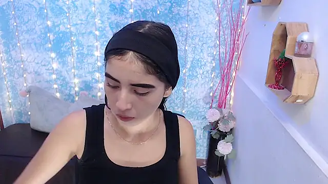 Melodi velasquez online show from 2, 4, 2026