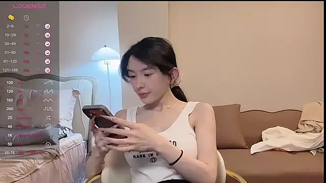 Snapshot of kiki-12 chatting on 6, 7, 2026 kiki-12 online show from 6, 7, 2026