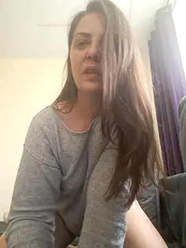 Snapshot of Arya_Malone chatting on 23, 4, 2026 Arya Malone online show from 23, 4, 2026
