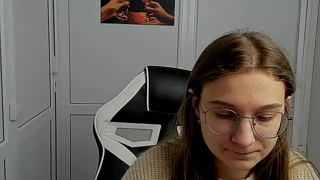 Mia kristal online show from 4, 4, 2026