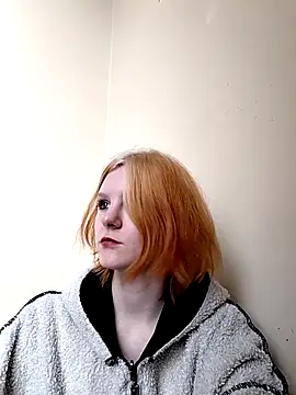 NinaParri online show from 8, 4, 2026