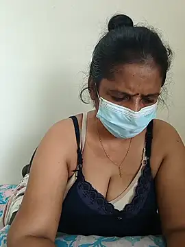 Snapshot of tamil_manjalmaami chatting on 10, 7, 2026 tamil manjalmaami online show from 10, 7, 2026