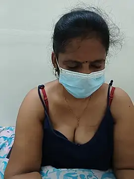 Snapshot of tamil_manjalmaami chatting on 13, 7, 2026 tamil manjalmaami online show from 13, 7, 2026