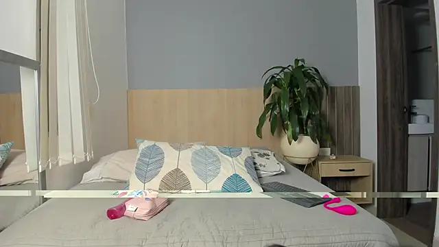 goddess curvyy online show from 24, 4, 2026