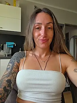 NicoleKaiser online show from 26, 6, 2026