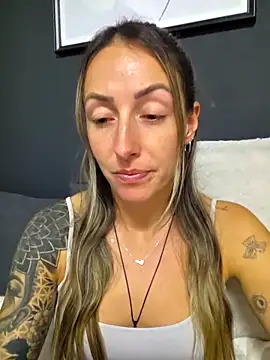 NicoleKaiser online show from 6, 5, 2026