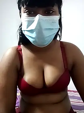 honeyi babe online show from 7, 4, 2026