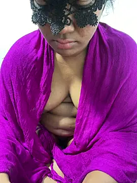 honeyi babe online show from 30, 7, 2026