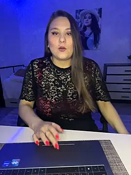 AgathaMyers online show from 21, 7, 2026