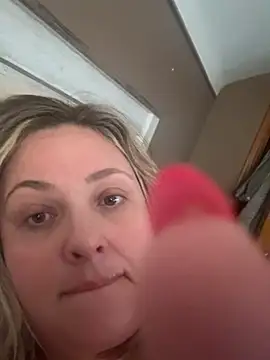 1SexyQueen online show from 9, 6, 2026
