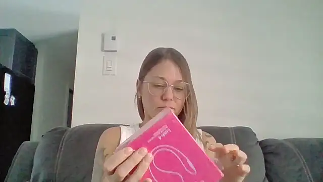 Snapshot of Couple_qc chatting on 21, 3, 2026 Couple qc online show from 21, 3, 2026