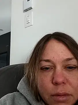 Couple qc online show from 22, 3, 2026