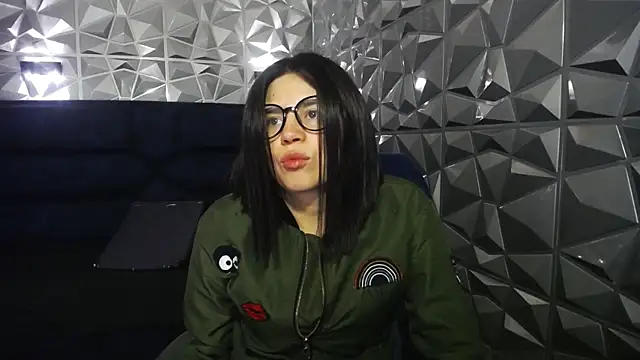 Cata black online show from 4, 5, 2026