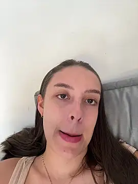 Lauren Storm online show from 19, 6, 2026