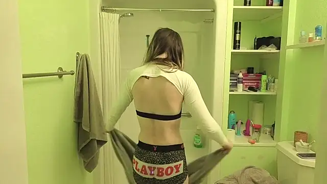 Snapshot of Prepare2Twerk chatting on 4, 5, 2026 Prepare2Twerk online show from 4, 5, 2026
