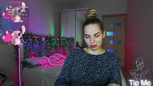Alexandracandy online show from 11, 5, 2026