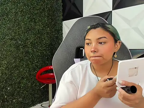 katteyes 20 online show from 25, 3, 2026