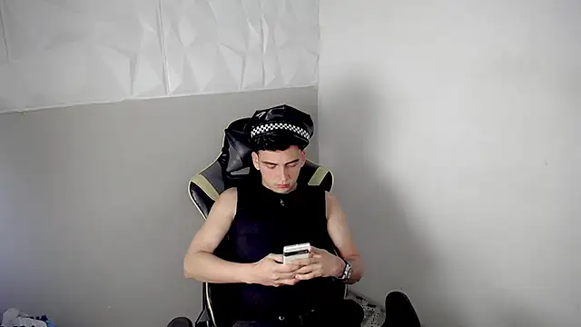 Snapshot of Mathias_twinkk chatting on 15, 4, 2026 Mathias twinkk online show from 15, 4, 2026
