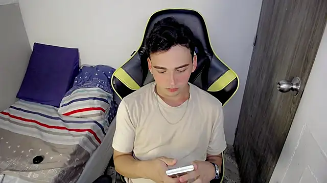 Snapshot of Mathias_twinkk chatting on 22, 3, 2026 Mathias twinkk online show from 22, 3, 2026