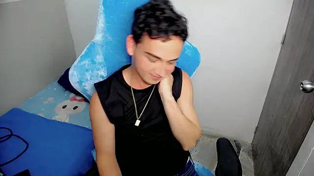 Snapshot of Mathias_twinkk chatting on 29, 3, 2026 Mathias twinkk online show from 29, 3, 2026