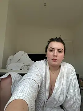 NaughtyNicolexxxx online show from 19, 3, 2026