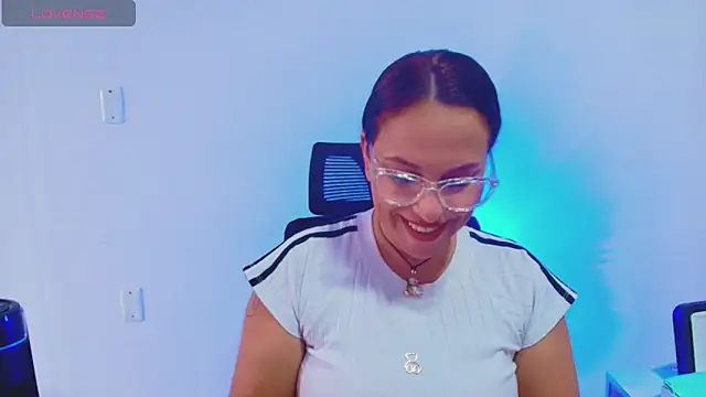 dalia milf co online show from 7, 4, 2026
