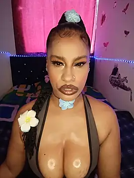 Snapshot of KAYLA_48_ chatting on 17, 5, 2026 KAYLA 48 online show from 17, 5, 2026