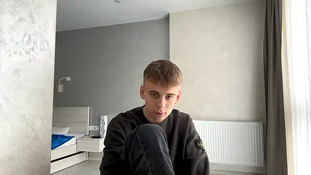 Snapshot of SoloFury chatting on 27, 3, 2026 SoloFury online show from 27, 3, 2026