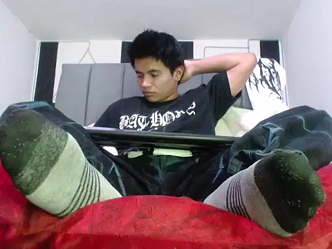 Snapshot of adonis_latin_19 chatting on 3, 6, 2026 adonis latin 19 online show from 3, 6, 2026