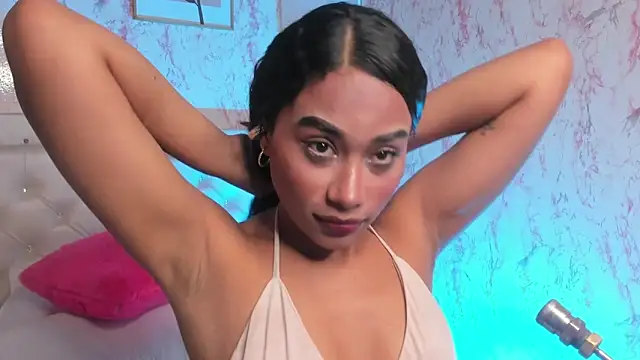 Horny Brunette  online show from 19, 5, 2026