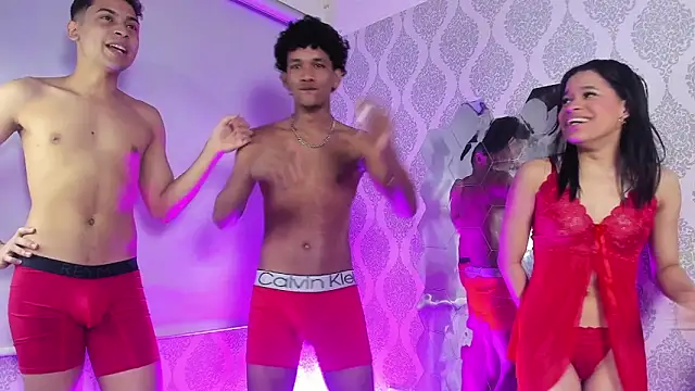 Twink Sensationxx online show from 20, 3, 2026