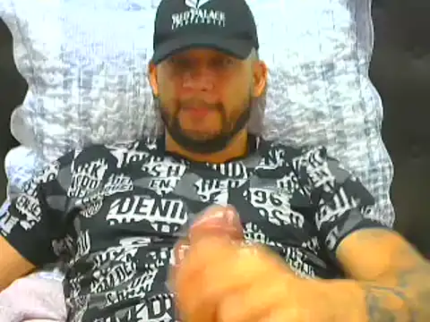 Snapshot of altenori chatting on 18, 7, 2026 altenori online show from 18, 7, 2026