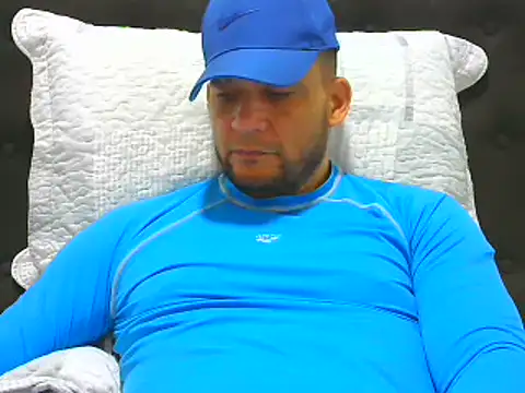 Snapshot of altenori chatting on 3, 7, 2026 altenori online show from 3, 7, 2026