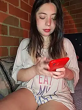 Petite CherryX online show from 15, 7, 2026