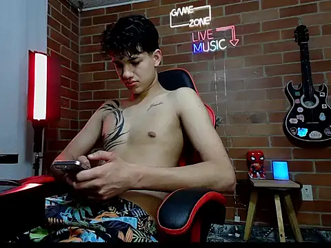 Snapshot of Kurtt__ chatting on 24, 3, 2026 Kurtt online show from 24, 3, 2026