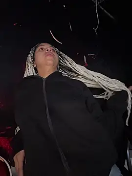 Laila LS online show from 20, 4, 2026