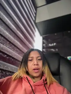 Laila LS online show from 3, 4, 2026