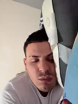 vmaxis online show from 11, 4, 2026