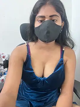 sexy-riyaa43 online show from 31, 3, 2026