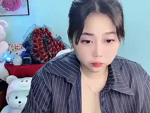 Nhanlu009 online show from 12, 4, 2026